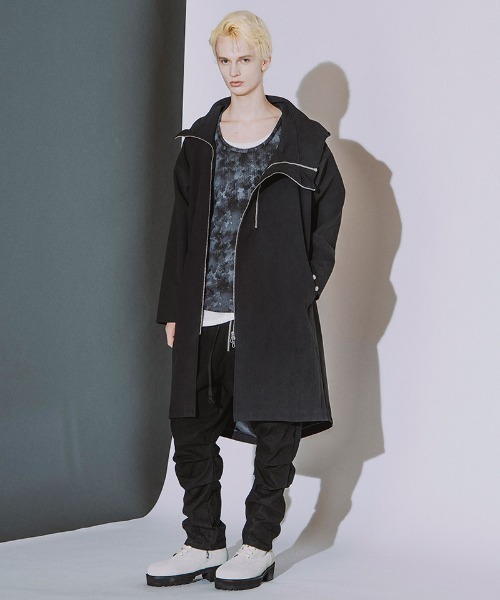 NO ID.(ノーアイディ)の「mj12004- シンセティックレザーW-ZIPモッズコート(459006-596C)(モッズコート・メンズ・ブラック/ブラック系その他・ONE SIZE)」の11枚目の写真