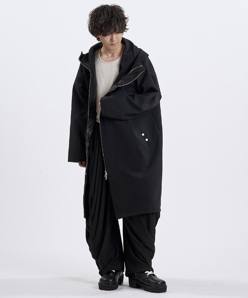 NO ID.(ノーアイディ)の「mj12004- シンセティックレザーW-ZIPモッズコート(459006-596C)(モッズコート・メンズ・ブラック/ブラック系その他・ONE SIZE)」の17枚目の写真