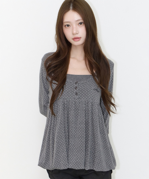 ILLIGO（イリゴ）の「ドットバルーンロングスリーブ チャコール（Tシャツ/カットソー・レディース・その他・FREE）」の2枚目の写真