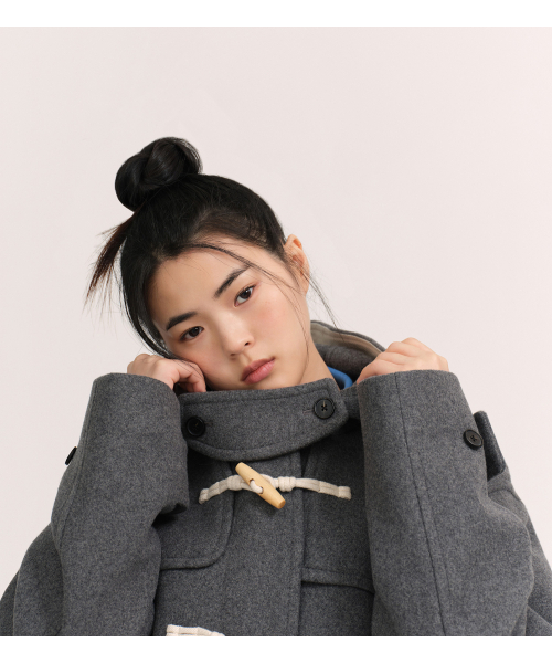 MUSINSA STANDARD WOMAN（ムシンサスタンダードウーマン）の「ウィメンズウールブレンドショートダッフルコート[ミディアムグレー]（チェスターコート・レディース・その他・X-SMALL/S/M/L）」の5枚目の写真