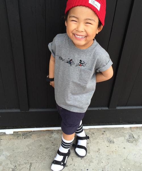 coen（コーエン）の「【coen キッズ】コーエン限定Disney(ディズニー)ポケットTシャツ(MICKEY&MINIIE)（100～150cm)（Tシャツ/カットソー・キッズ・ダークグレー/オフホワイト・130/110/140/150/100/120）」の12枚目の写真