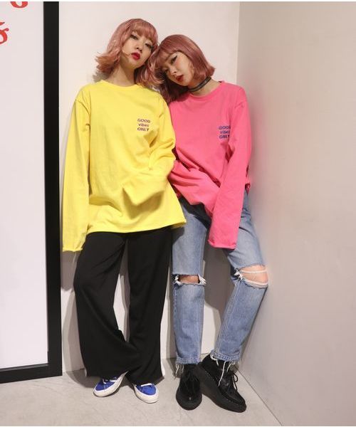 jouetie（ジュエティ）の「emmaコラボ カラーロングスリーブTEE（Tシャツ/カットソー・レディース・ターコイズブルー/ピンク/イエロー・MEDIUM）」の19枚目の写真