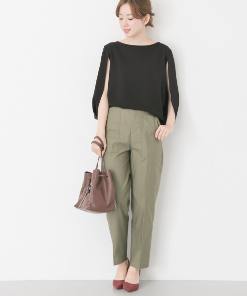 URBAN RESEARCH（アーバンリサーチ）の「マントスリーブブラウス（シャツ/ブラウス・レディース・ブラック/ボルドー・FREE）」の3枚目の写真