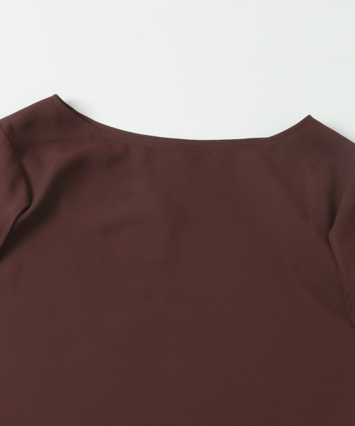 URBAN RESEARCH（アーバンリサーチ）の「マントスリーブブラウス（シャツ/ブラウス・レディース・ブラック/ボルドー・FREE）」の8枚目の写真