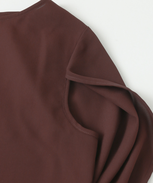 URBAN RESEARCH（アーバンリサーチ）の「マントスリーブブラウス（シャツ/ブラウス・レディース・ブラック/ボルドー・FREE）」の10枚目の写真