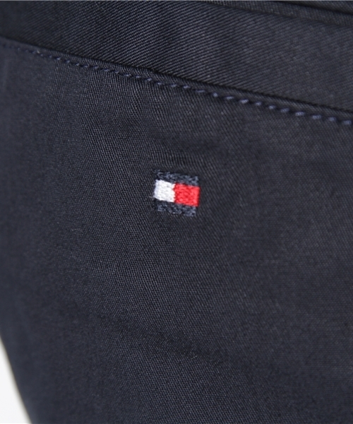 TOMMY HILFIGER（トミーヒルフィガー）の「VINTAGE STRAIGHT CHINO（チノパンツ・メンズ・ホワイト/ベージュ/ネイビー・MEDIUM/LARGE/X-LARGE）」の8枚目の写真