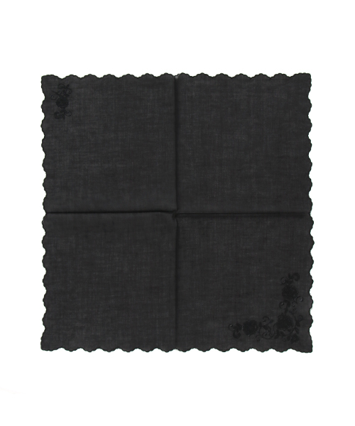 form forma（フォルムフォルマ）の「【喪服・礼服用】フォーマル刺繍ハンカチ/ブラックフォーマル/フォーマル（ハンカチ/ハンドタオル・レディース・ホワイト/ブラック・FREE）」の3枚目の写真