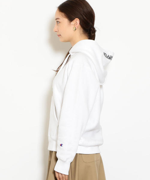 Champion（チャンピオン）の「［別注チャンピオン］SC Champion×GLR Reverse Weave フード ロゴ パーカー ◆（パーカー・レディース・ホワイト/ブラック・M）」の5枚目の写真