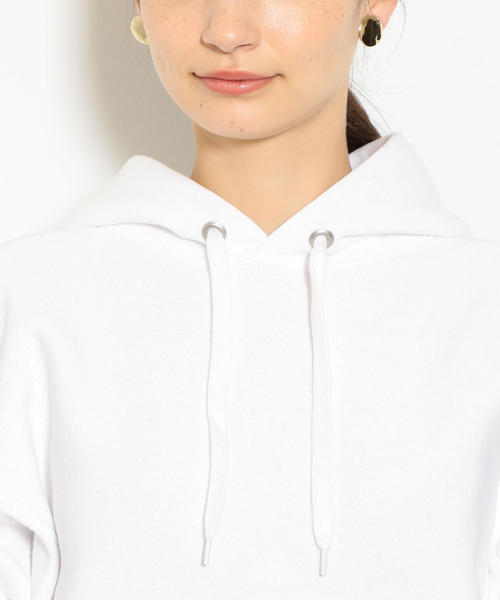 Champion（チャンピオン）の「［別注チャンピオン］SC Champion×GLR Reverse Weave フード ロゴ パーカー ◆（パーカー・レディース・ホワイト/ブラック・M）」の7枚目の写真