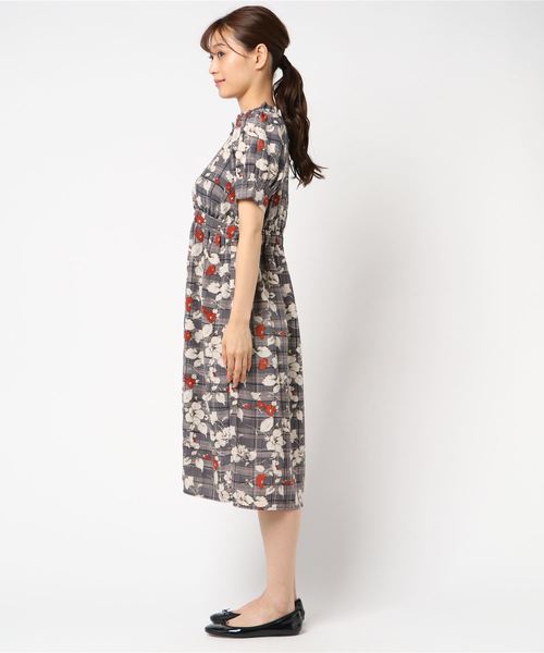 axes femme（アクシーズファム）の「チェック×花柄レトロワンピ（ワンピース・レディース・ネイビー/レッド/モカ・MEDIUM）」の4枚目の写真