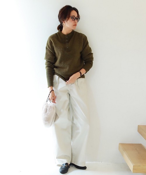 TODAYFUL（トゥデイフル）の「フェイクミンクファーパーズ（ハンドバッグ・レディース・ブラウン/キナリ・FREE）」の5枚目の写真