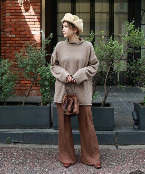 TODAYFUL（トゥデイフル）の「フェイクミンクファーパーズ（ハンドバッグ・レディース・ブラウン/キナリ・FREE）」の16枚目の写真