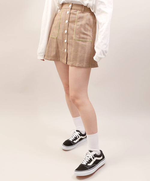 DING（ディング）の「DING/【セットアップ対応商品】チェック柄パイピングミニスカート（スカート・レディース・ブラウン系その他2/グレー系その他2・FREE）」の6枚目の写真