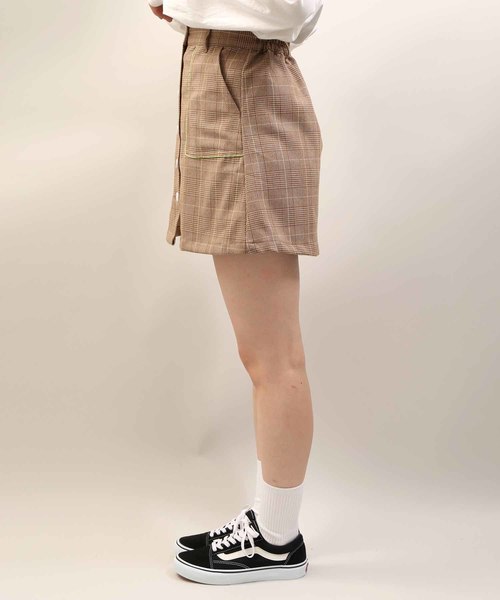 DING（ディング）の「DING/【セットアップ対応商品】チェック柄パイピングミニスカート（スカート・レディース・ブラウン系その他2/グレー系その他2・FREE）」の12枚目の写真