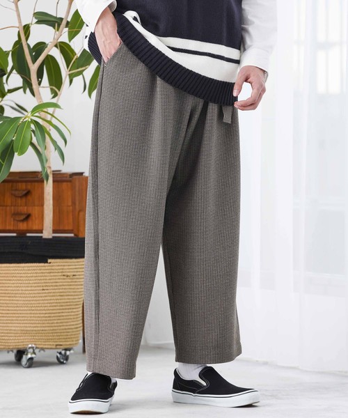 WEGO(ウィゴー)の「WEGO/【WEB限定】ベルト付きワイドスラックス(スラックス・メンズ・ベージュ系その他2/ブラック系その他4/ブルー系その他4/グレー系その他2/ネイビー/グレー/ブラック/グリーン・MEDIUM/LARGE/SMALL)」の1枚目の写真