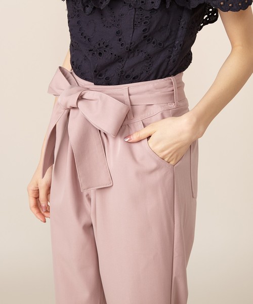 MIIA(ミーア)の「デニム風テーパードパンツ(その他パンツ・レディース・ベージュ/ピンク/ブルー系その他/ブラック・FREE)」の6枚目の写真