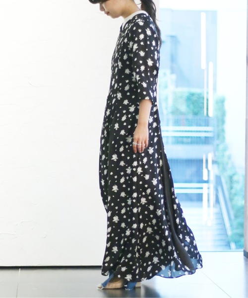 CITYSHOP(シティーショップ)の「小花キリカエワンピース◆(ワンピース・レディース・ブラック・38/36)」の5枚目の写真