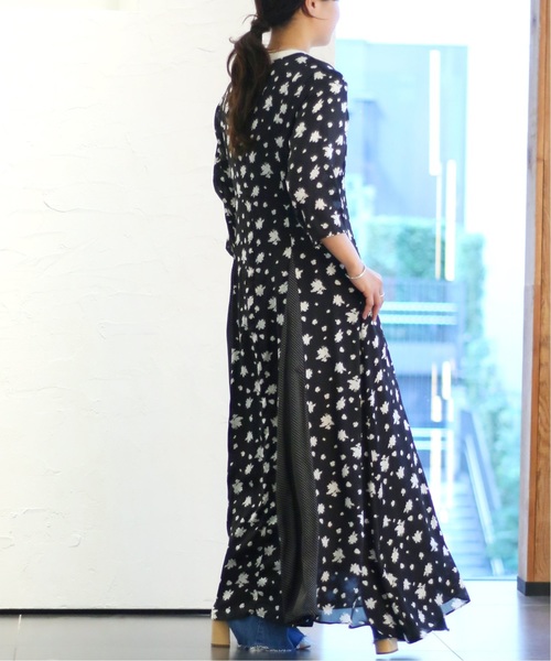 CITYSHOP(シティーショップ)の「小花キリカエワンピース◆(ワンピース・レディース・ブラック・38/36)」の16枚目の写真