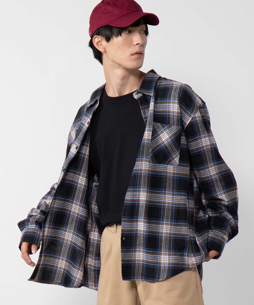 WEGO(ウィゴー)の「WEGO/チェックネルビッグシルエットシャツ(シャツ/ブラウス・メンズ・ベージュ/ネイビー/ダークグリーン/ワイン/ベージュ系その他/ブラック/グリーン・SMALL/MEDIUM/LARGE)」の2枚目の写真