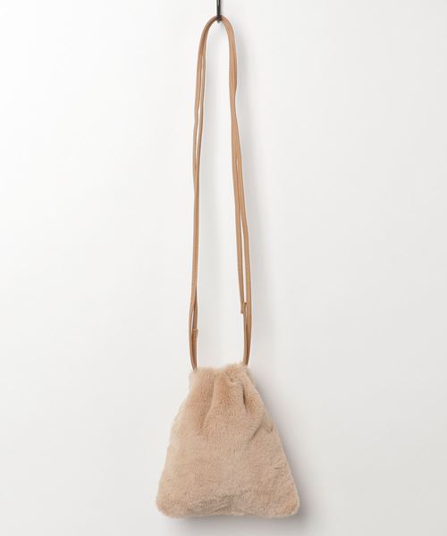 WEGO(ウィゴー)の「WEGO/ファー巾着ショルダーバッグ(ショルダーバッグ・レディース・ベージュ/その他1・FREE)」の8枚目の写真