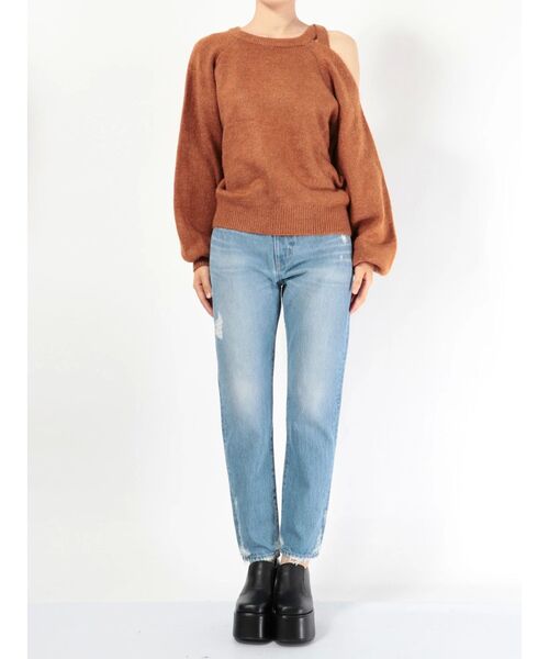 EMODA（エモダ）の「オープンショルダールーズニット（ニット/セーター・レディース・ブラック/グレー/オレンジ・FREE）」の10枚目の写真