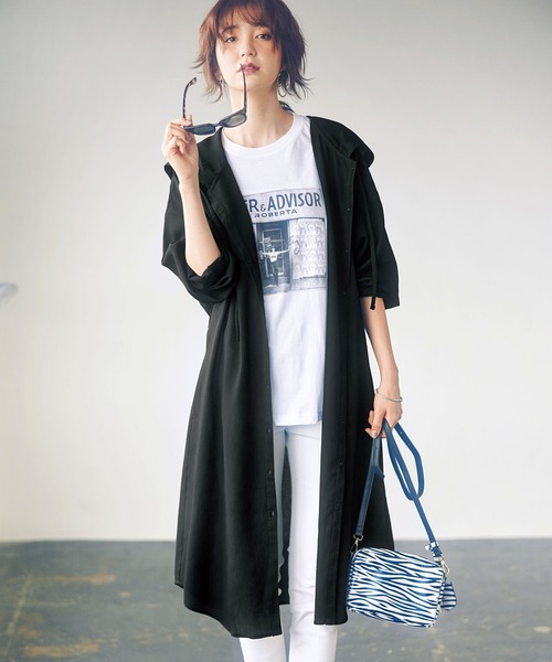 GeeRA(ジーラ)の「ゆるロングパーカーシャツ(シャツ/ブラウス・レディース・ブラック/ホワイト/ピンクベージュ・LARGE/MEDIUM/X-LARGE/SMALL/XX-LARGE)」の2枚目の写真