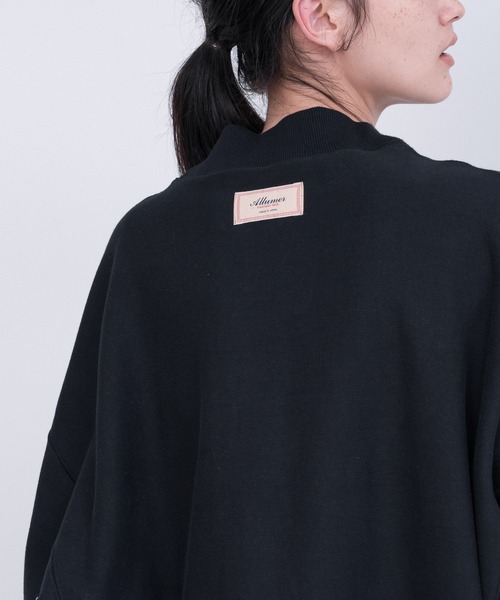 ALLUMER（アリュメール）の「ルーズシルエットハイネックヴィンテージスウェット（スウェット・レディース・ブラック/キャメル/グレー/ベージュ・1）」の8枚目の写真
