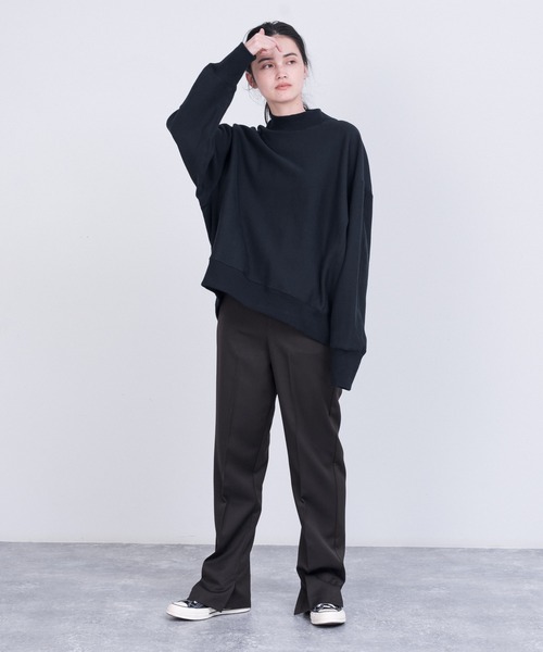 ALLUMER（アリュメール）の「ルーズシルエットハイネックヴィンテージスウェット（スウェット・レディース・ブラック/キャメル/グレー/ベージュ・1）」の9枚目の写真