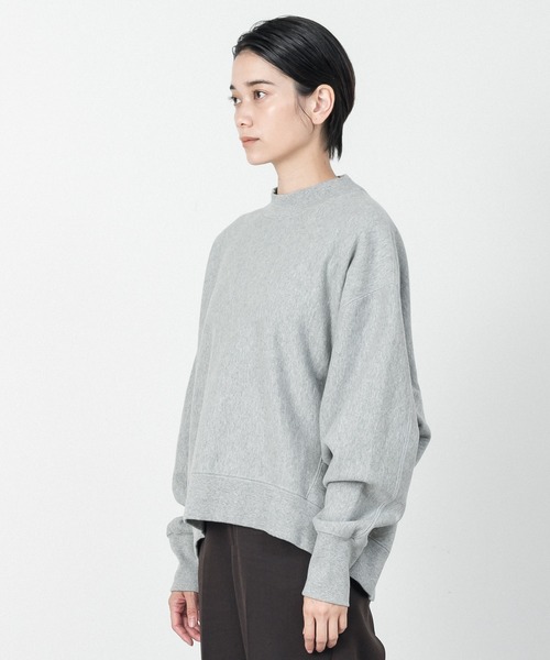 ALLUMER（アリュメール）の「ルーズシルエットハイネックヴィンテージスウェット（スウェット・レディース・ブラック/キャメル/グレー/ベージュ・1）」の12枚目の写真