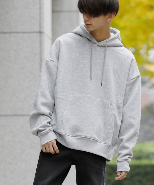 Beno（ビーノ）の「ボリューム裏起毛 ビッグシルエット ラウンジ プルオーバー フーディー パーカー（パーカー・メンズ・ブラック/グレー/ダークグレー/ボルドー/サンドベージュ/ダークブラウン/オリーブ/インディゴブルー/ネイビー/ダークグリーン/オフホワイト/グレイッシュベージュ・XL/L/M）」の4枚目の写真