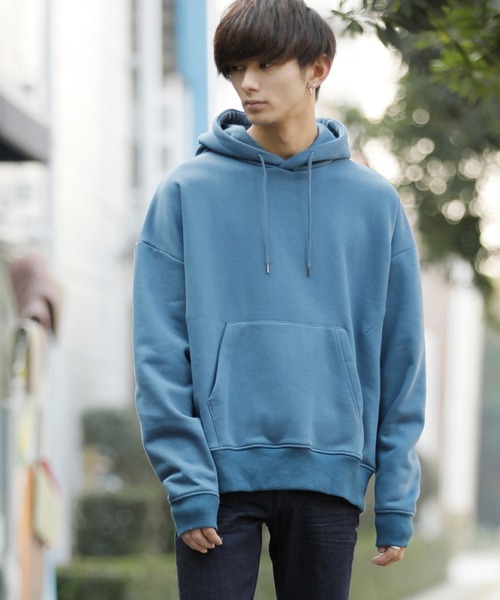 Beno（ビーノ）の「ボリューム裏起毛 ビッグシルエット ラウンジ プルオーバー フーディー パーカー（パーカー・メンズ・ブラック/グレー/ダークグレー/ボルドー/サンドベージュ/ダークブラウン/オリーブ/インディゴブルー/ネイビー/ダークグリーン/オフホワイト/グレイッシュベージュ・XL/L/M）」の11枚目の写真