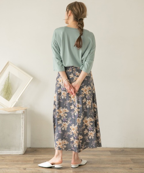 ITEMS URBANRESEARCH(アイテムズ アーバンリサーチ)の「フェイクレイヤードTシャツ(Tシャツ/カットソー・レディース・グリーン系その他/ベージュ/オフホワイト・FREE)」の7枚目の写真