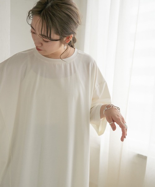 ITEMS URBANRESEARCH(アイテムズ アーバンリサーチ)の「フェイクレイヤードTシャツ(Tシャツ/カットソー・レディース・グリーン系その他/ベージュ/オフホワイト・FREE)」の9枚目の写真