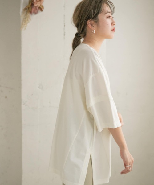 ITEMS URBANRESEARCH(アイテムズ アーバンリサーチ)の「フェイクレイヤードTシャツ(Tシャツ/カットソー・レディース・グリーン系その他/ベージュ/オフホワイト・FREE)」の11枚目の写真