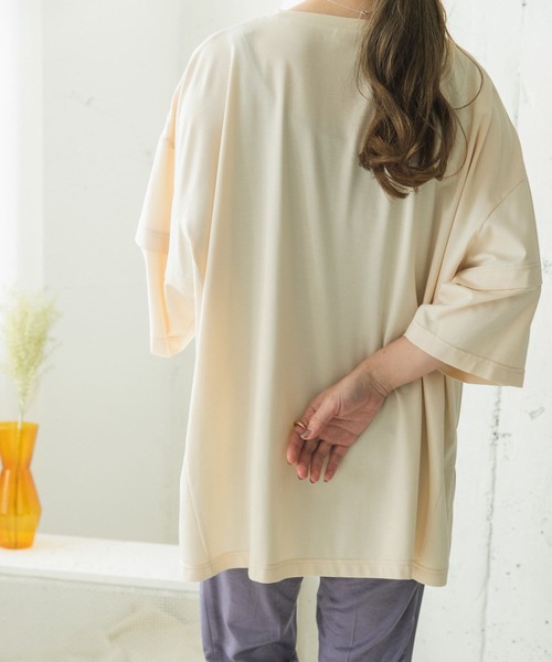 ITEMS URBANRESEARCH(アイテムズ アーバンリサーチ)の「フェイクレイヤードTシャツ(Tシャツ/カットソー・レディース・グリーン系その他/ベージュ/オフホワイト・FREE)」の19枚目の写真