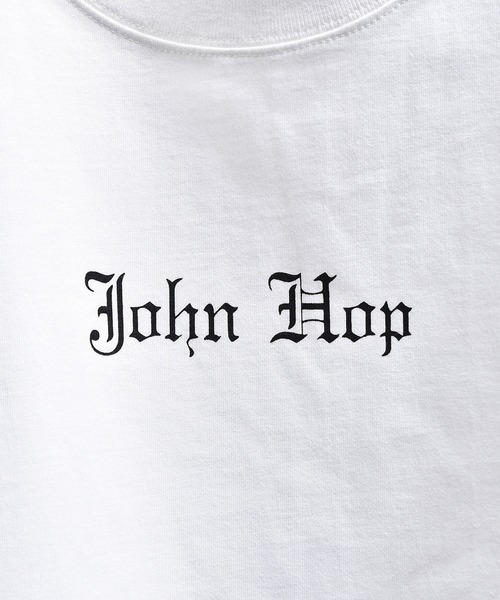 JohnHop（ジョンホップ）の「【人気Youtuberジャックポット/しんりプロデュースブランド】John Hop/Monochrome logo TEE（Tシャツ/カットソー・メンズ・ホワイト/ブラック・M/L）」の5枚目の写真