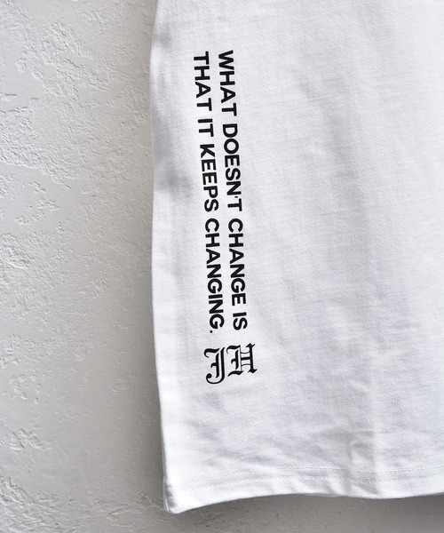 JohnHop（ジョンホップ）の「【人気Youtuberジャックポット/しんりプロデュースブランド】John Hop/Monochrome logo TEE（Tシャツ/カットソー・メンズ・ホワイト/ブラック・M/L）」の4枚目の写真