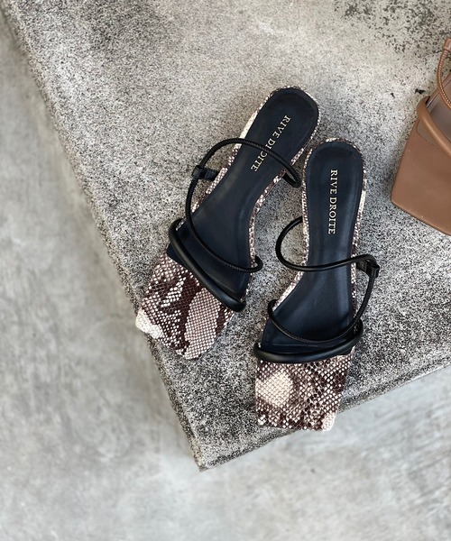 RIVE DROITE（リヴドロワ）の「デイリー使いにおすすめ　スクエアチューブサンダル（サンダル・レディース・ブラック/ベージュ/ブラウン・S/M/L）」の3枚目の写真