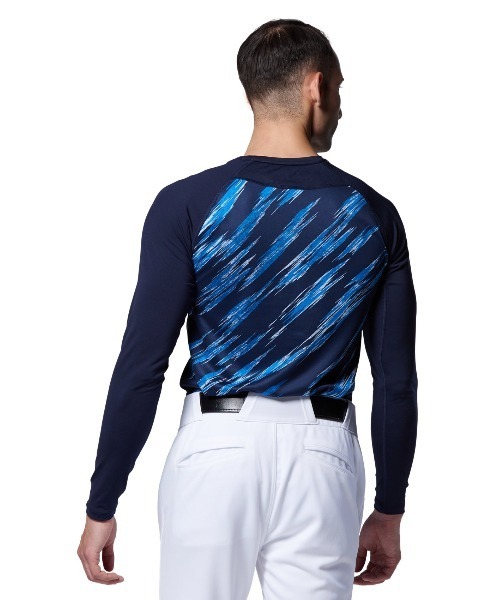 UNDER ARMOUR(アンダーアーマー)の「UAフィット コンフォート ノベルティ アンダー シャツ ロングスリーブ(ベースボール/MEN)(Tシャツ/カットソー・メンズ・ブラック/ダークネイビー・LG/3XL/XL/XXL/MD/SM)」の10枚目の写真