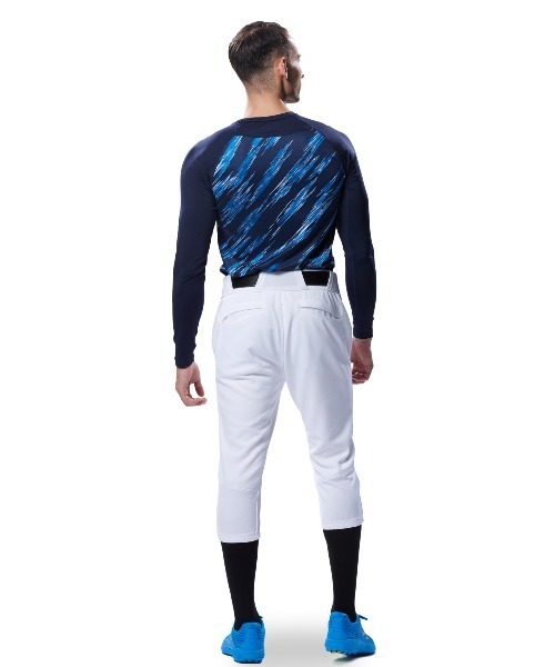 UNDER ARMOUR(アンダーアーマー)の「UAフィット コンフォート ノベルティ アンダー シャツ ロングスリーブ(ベースボール/MEN)(Tシャツ/カットソー・メンズ・ブラック/ダークネイビー・LG/3XL/XL/XXL/MD/SM)」の11枚目の写真