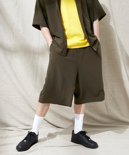 EMMA CLOTHES(エマクローズ)の「ブライトポプリン リラックス 2タックワイドショーツ EMMA CLOTHES(その他パンツ・メンズ・ブラウン/ベージュ/ブラック/ライラック/グレイッシュベージュ/グレイッシュブルー/キナリ/ベージュ系その他・M/L)」の16枚目の写真