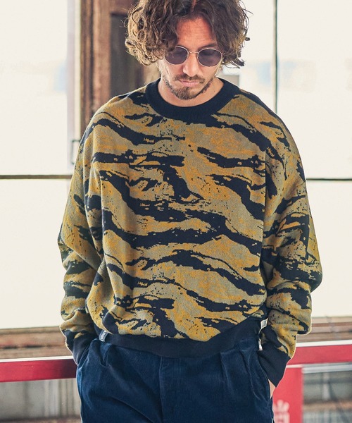 MARBLES(マーブルズ)の「mn2346-CAMO DOUBLE JACQUARD KNIT ニット(ニット/セーター・メンズ・ネイビー/グリーン・L/S/XL/M)」の3枚目の写真