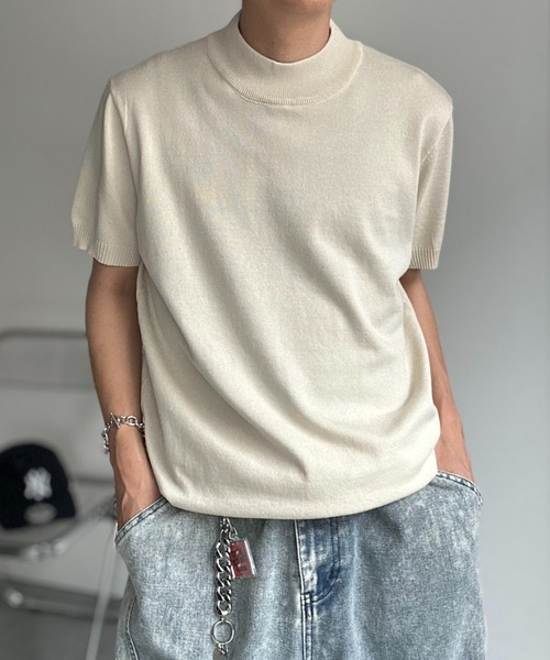 CREARE -LINO-(クレアーレリノ)の「モックネックベーシックニットプルオーバー/半袖ニット(Tシャツ/カットソー・メンズ・ホワイト/チャコールグレー/ブラック/サックスブルー/モカ/グレー/ブラウン/ベージュ/ブラック系その他・MEDIUM/LARGE/L/M)」の8枚目の写真