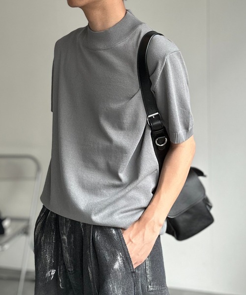 CREARE -LINO-(クレアーレリノ)の「モックネックベーシックニットプルオーバー/半袖ニット(Tシャツ/カットソー・メンズ・ホワイト/チャコールグレー/ブラック/サックスブルー/モカ/グレー/ブラウン/ベージュ/ブラック系その他・MEDIUM/LARGE/L/M)」の11枚目の写真