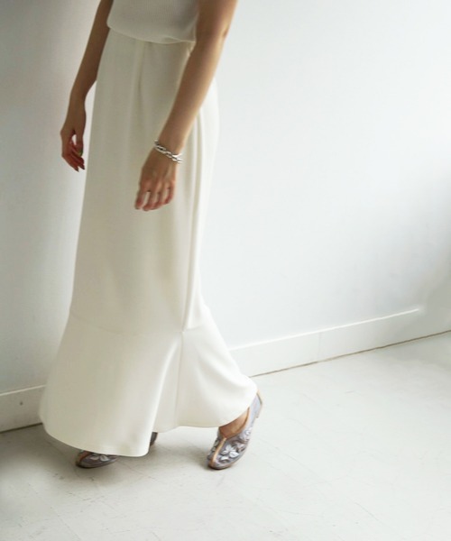 TINA：JOJUN（ティーナジョジュン）の「ロングスカート ポンチ裾ペプラム TINA：JOJUN（スカート・レディース・モカ/オフホワイト/ブラック/ブラウン/ダークグリーン・M/S）」の13枚目の写真