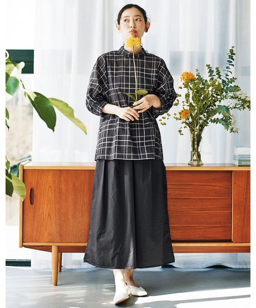 and myera（アンド マイラ）の「ａｎｄ　ｍｙｅｒａ　タイプライタースカート（スカート・レディース・ブラック/カーキ・SMALL/MEDIUM/LARGE/X-LARGE）」の3枚目の写真