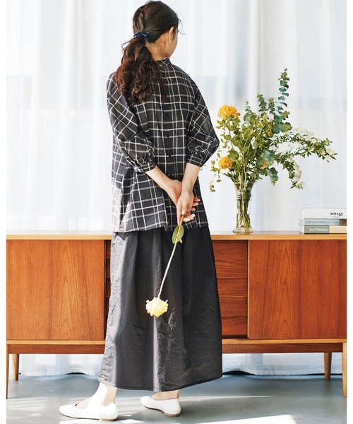 and myera（アンド マイラ）の「ａｎｄ　ｍｙｅｒａ　タイプライタースカート（スカート・レディース・ブラック/カーキ・SMALL/MEDIUM/LARGE/X-LARGE）」の5枚目の写真
