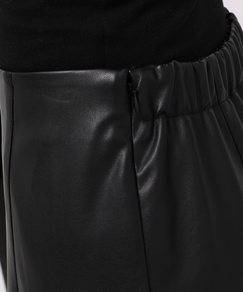 LEPSIM（レプシィム）の「フェイクレザーセミフレアスカート　953220（スカート・レディース・ブラウン/ブラック・LARGE/MEDIUM）」の9枚目の写真