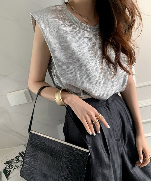 MANGROVE（マングローブ）の「ブライトフライングスリーブ（タンクトップ・レディース・ブラック/シルバー/ゴールド・FREE）」の2枚目の写真