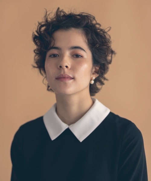 kaene（カエン）の「Aライン切替ワンピース【吸汗速乾・清涼裏地】［ブラックフォーマル対応］（ドレス・レディース・ブラック/ブラック系その他・34/36/38/40/42）」の11枚目の写真